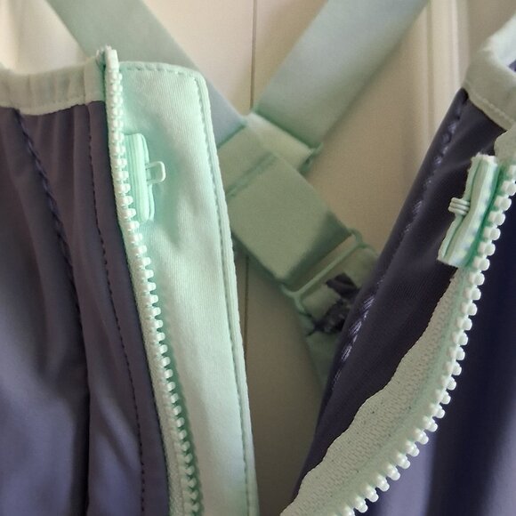 Fabletics Gray & Mint Green Women's Workout Set Size M - Picture 9 of 13